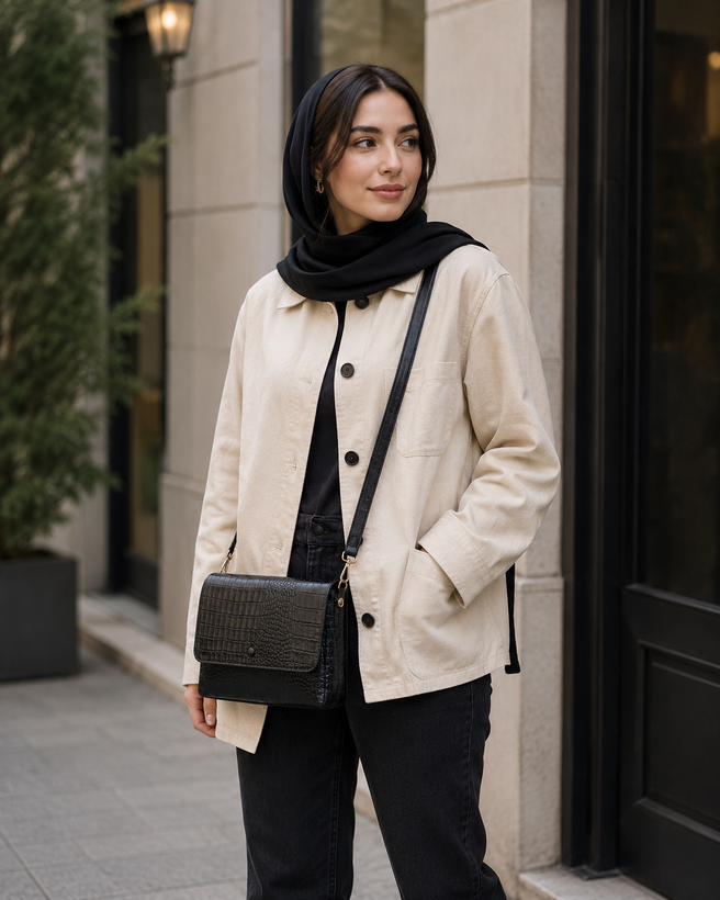 کیف پستچی زنانه چرم طبیعی مدل هانا